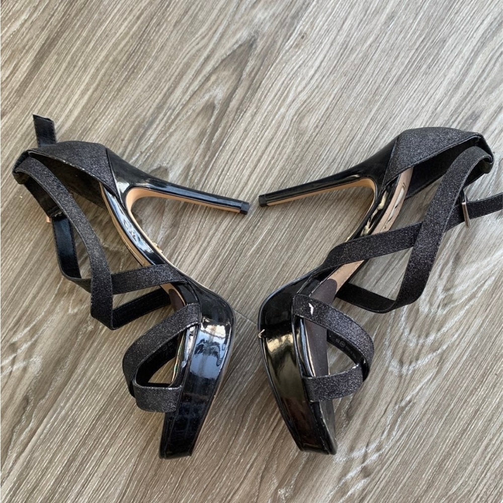Heels - Picture 3 of 6
